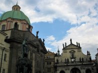 Socha Karla IV. na Křížovnickém náměstí a kostely sv.Františka a Nejsvětějšího Salvátora, autor: Tomáš*