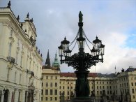 Osmiramenný plynový kandelábr na Hradčanském náměstí, autor: Tomáš*