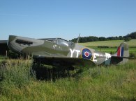 Legendární Spitfire Mk.V - který kluk by si jej nešel prohlédnout, autor: Tomáš*