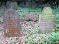 Náhrobky na židovském hřbitově, autor: Tomáš*