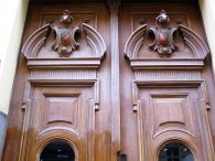 Vchodové dveře Masarykova domu, autor: Tomáš*