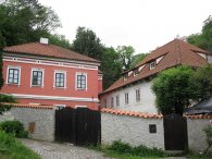 Barokní domy v bývalých lázních Malá Chuchle, autor: Tomáš*