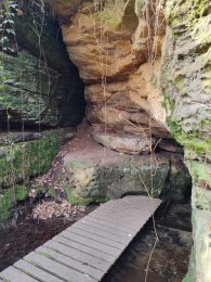 Pramen Trhlina, autor: Andrea Kylarová